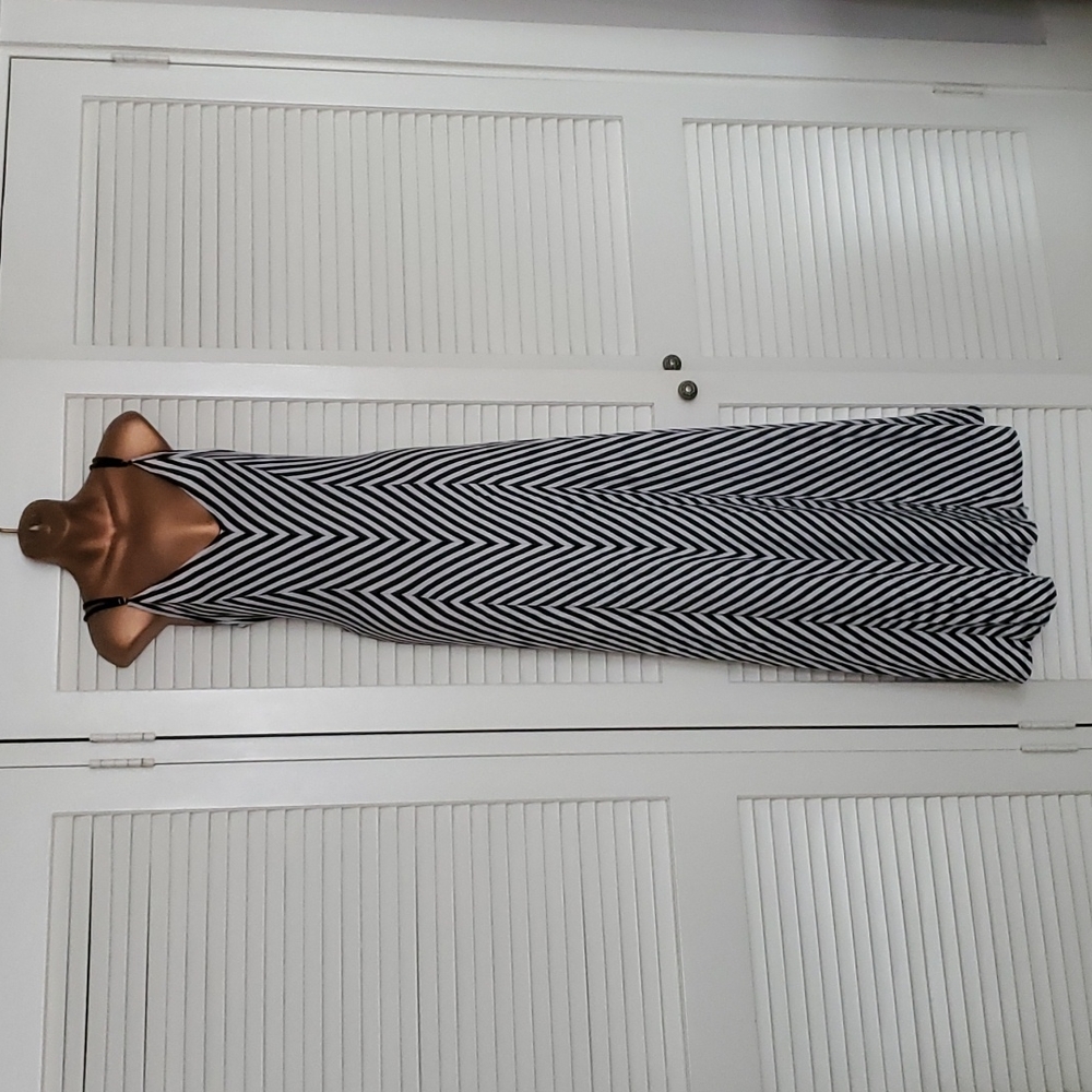 Mossimo Striped Maxi Dress spaghetti straps Black/white L